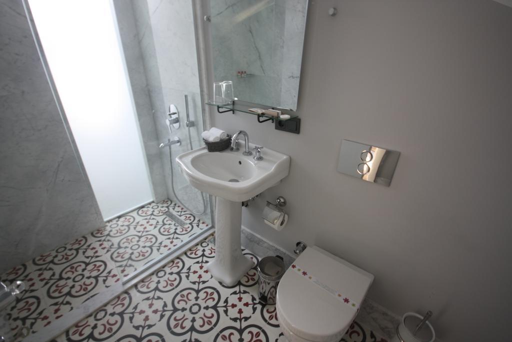 La Casa Pera Suites Istanbul Room photo