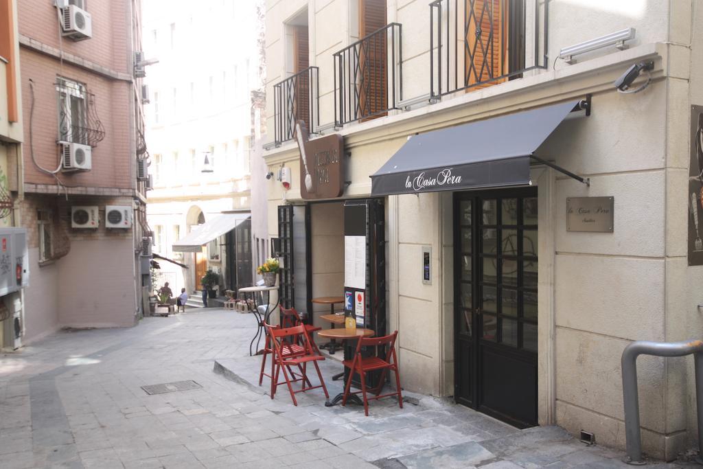 La Casa Pera Suites Istanbul Exterior photo